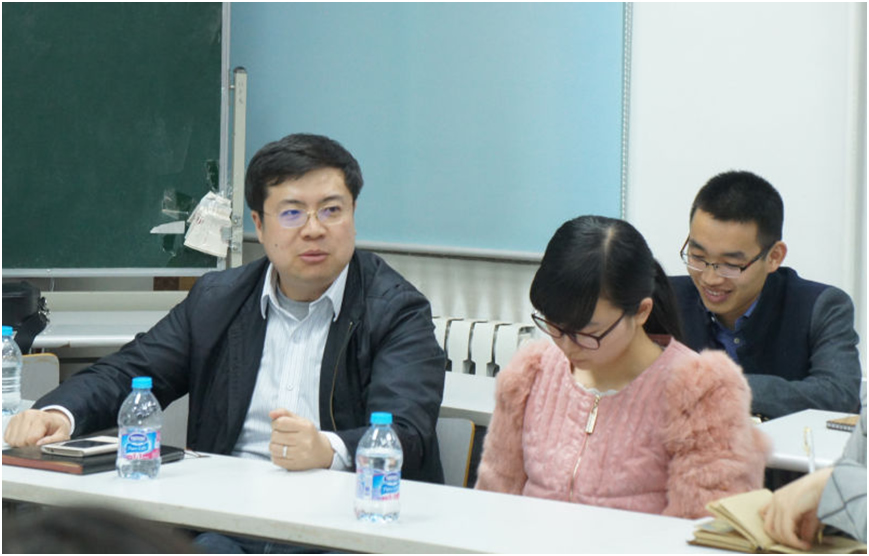 公司党委副书记解峰老师分享工作体会